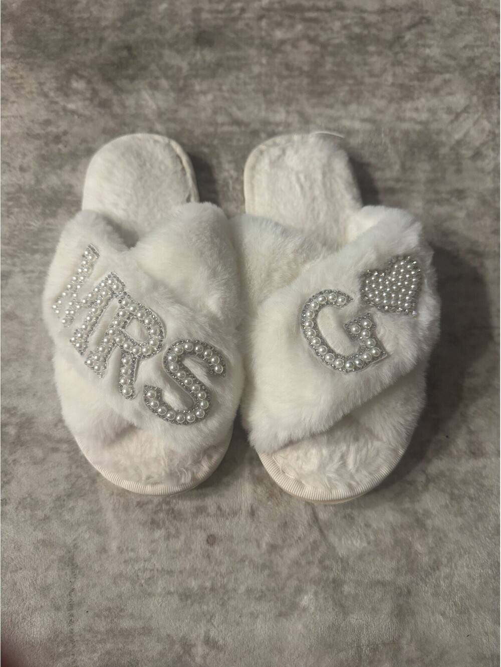 Bride “Mrs G” Pearl Patch Fuzzy White Bridal Slippers  Size 38-39 Bridal [COPY]